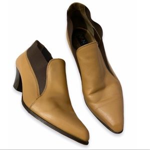 Vintage Vaneli Italy Leather Stretch Ankle Booties